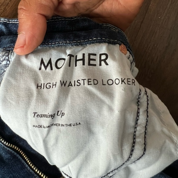 Mother The High Waist Looker Jeans in Teaming Up - Picture 7 of 12
